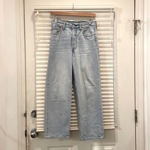 Levis Ribcage Straight leg